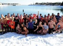 2012-brogue-inns-polar-dip-_000046